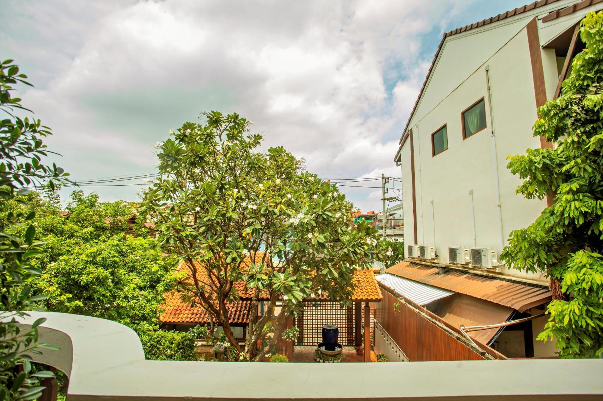 Art House Old City Chiang Mai Exteriör bild
